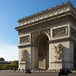 Grand Studio Le Petit Monceau